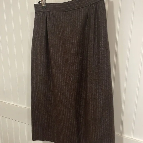 VINTAGE 70’s Union made brown pinstriped wool skirt size S - Picture 2 of 13